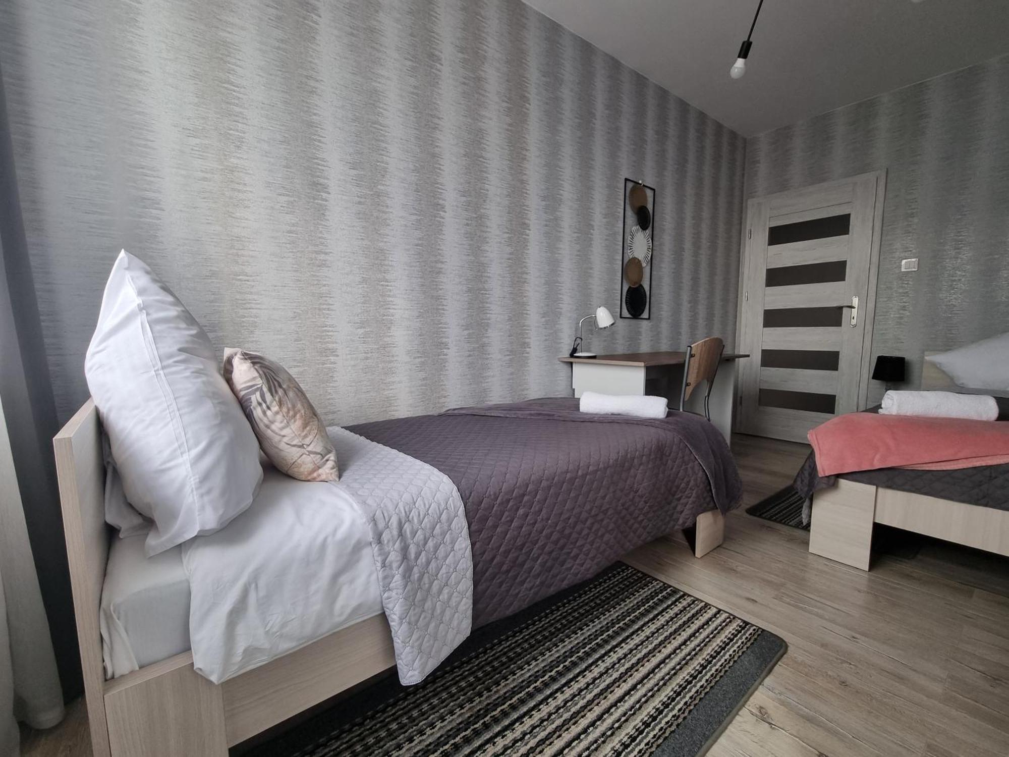 Q Apart Grand - Klimatyzowane 3 Pokojowe Apartamenty Przy Manufakturze Z Garazem Gratis, Fv Łódź Buitenkant foto