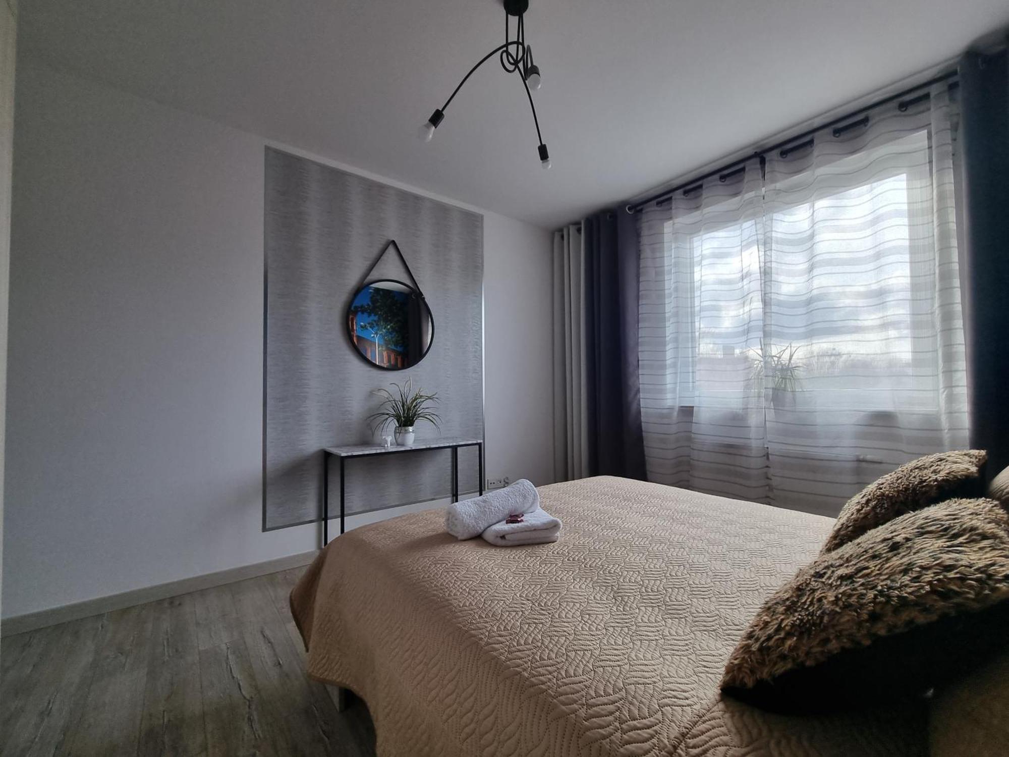 Q Apart Grand - Klimatyzowane 3 Pokojowe Apartamenty Przy Manufakturze Z Garazem Gratis, Fv Łódź Buitenkant foto